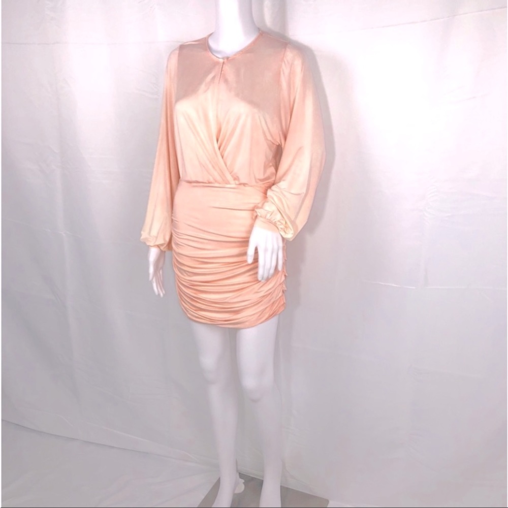 YF&B Peachy Pink Single Button Crossover Front LS Sides Ruched Mini Dress SzS - Picture 8 of 16